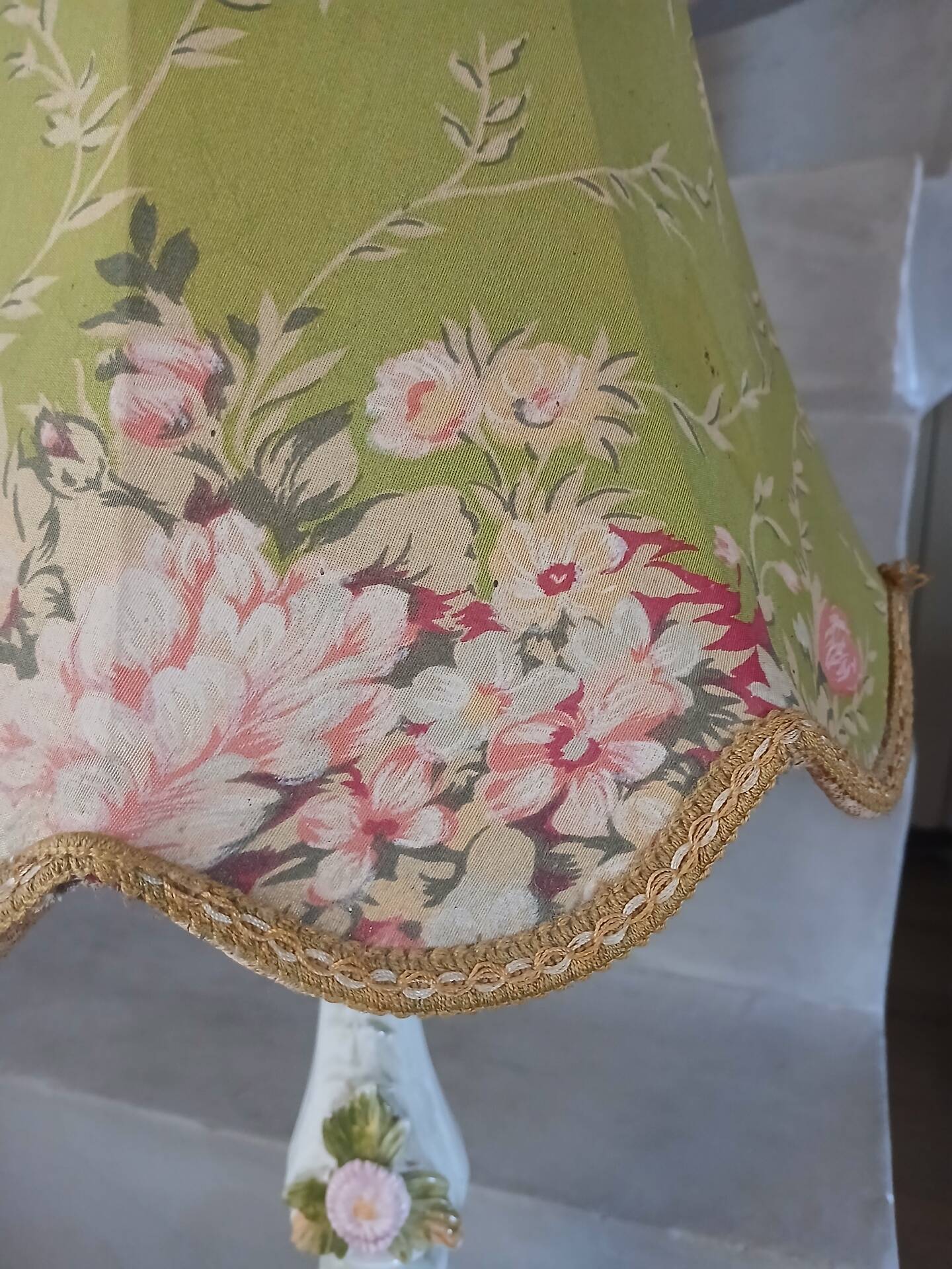 Antique lamp in Italian ceramic