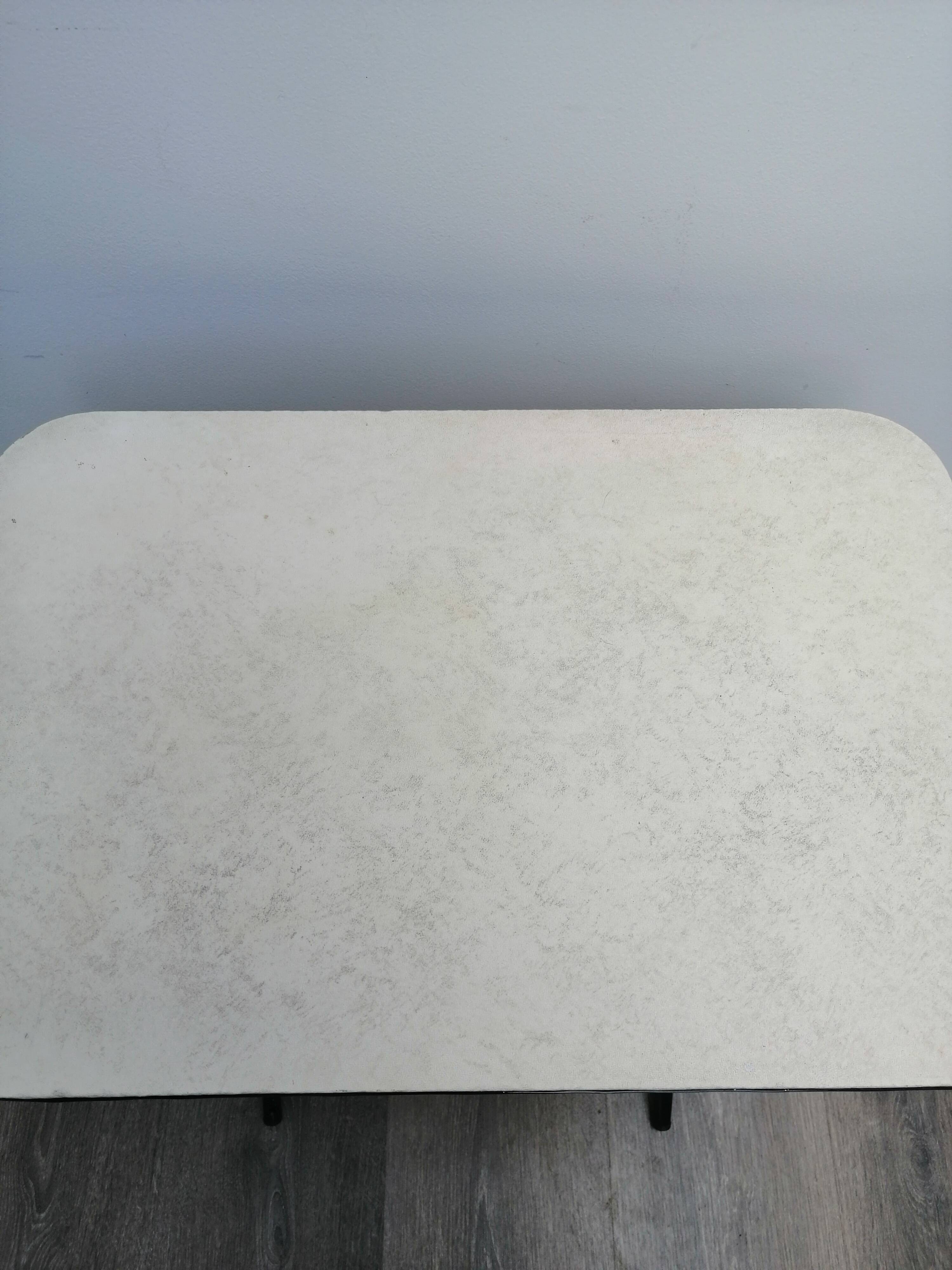 Side table of the 70s