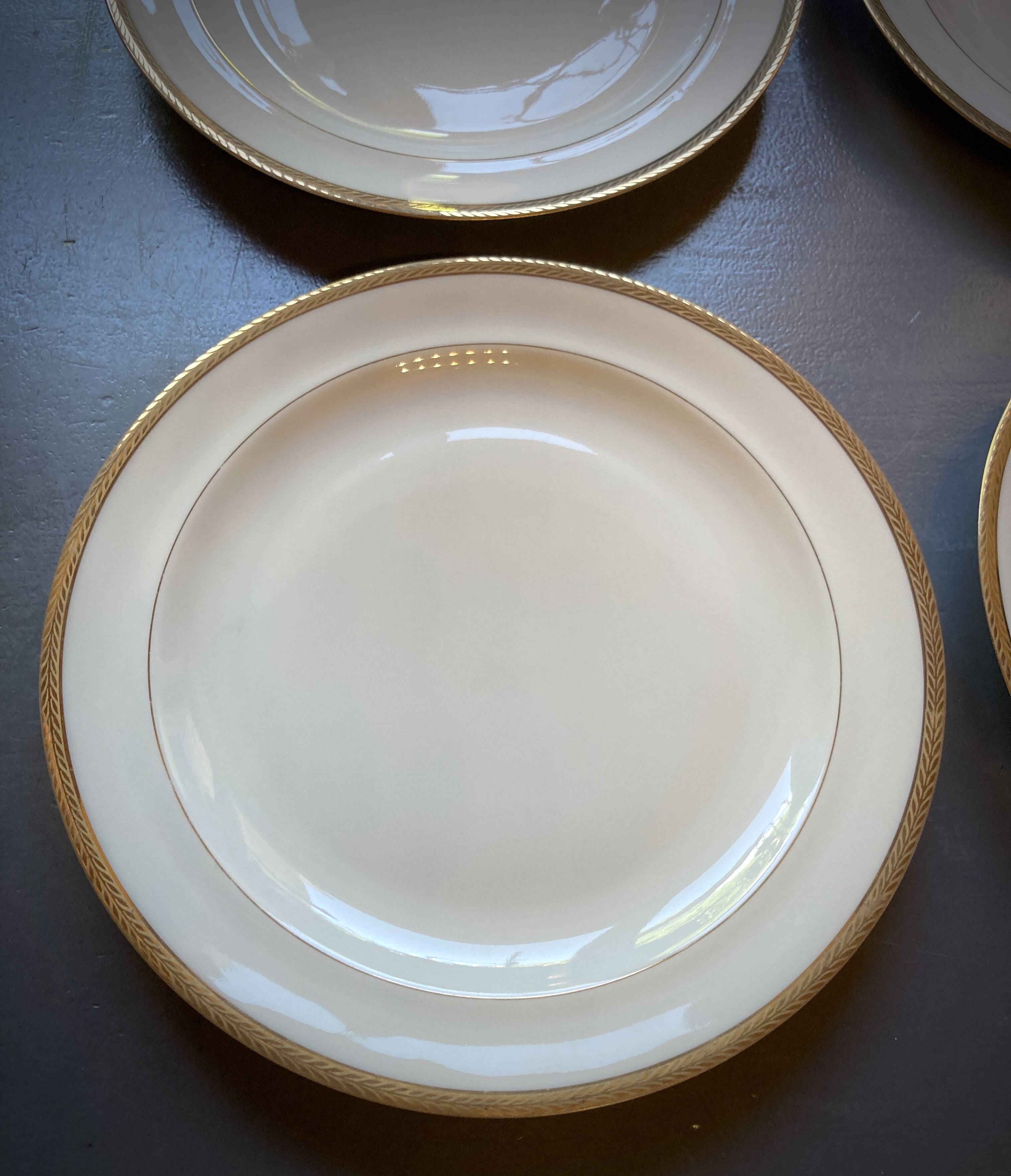 Limoges Porcelain Maison Ternet 12 pieces