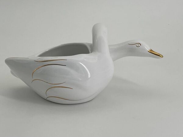 Cache pot deux cygnes en porcelaine blanc et doré vintage