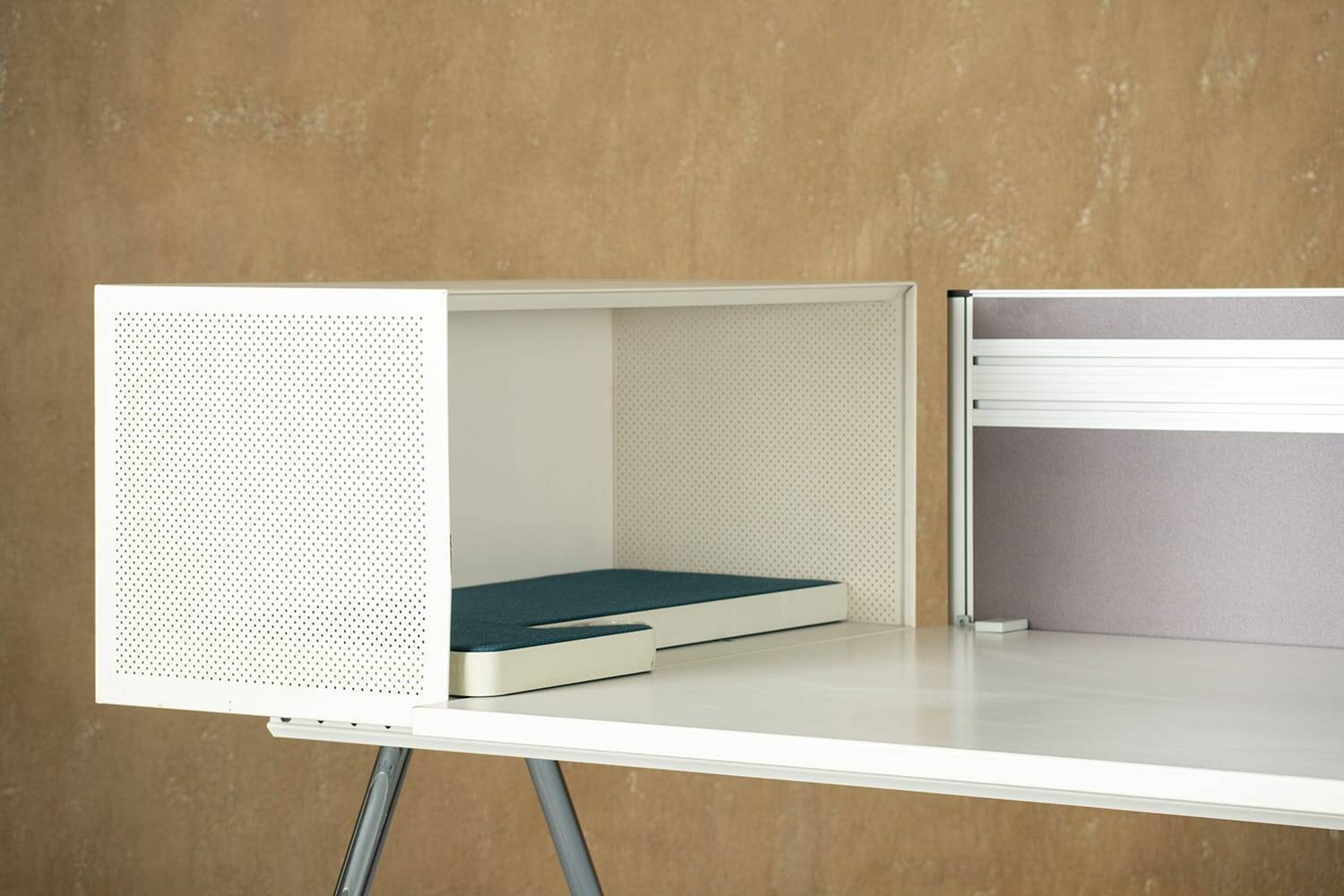Vitra Ad Hoc workstation by Antonio Citterio, Italy 1990s