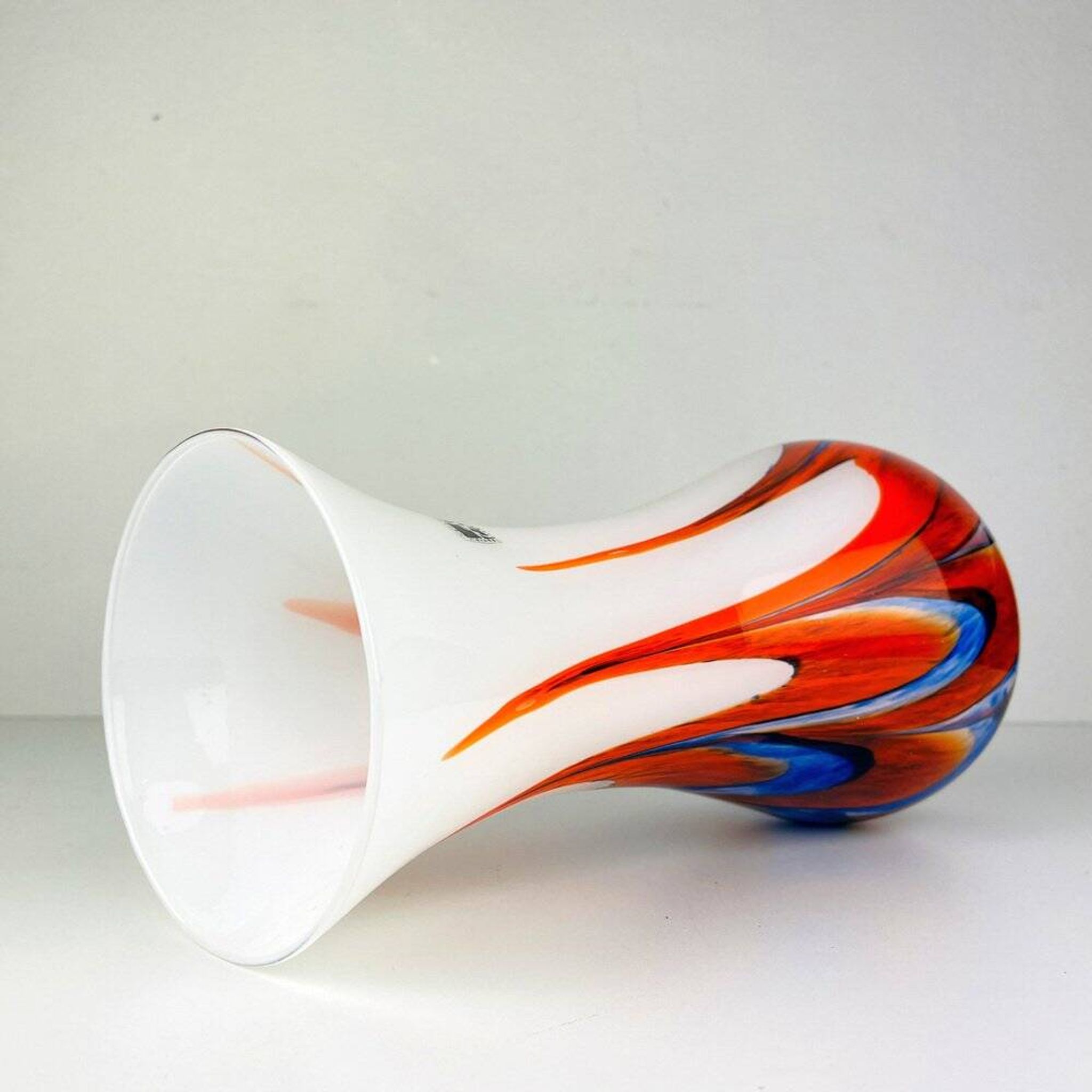 Hand-cut Murano glass vase by Carlo Moretti, Italy, 1970s.