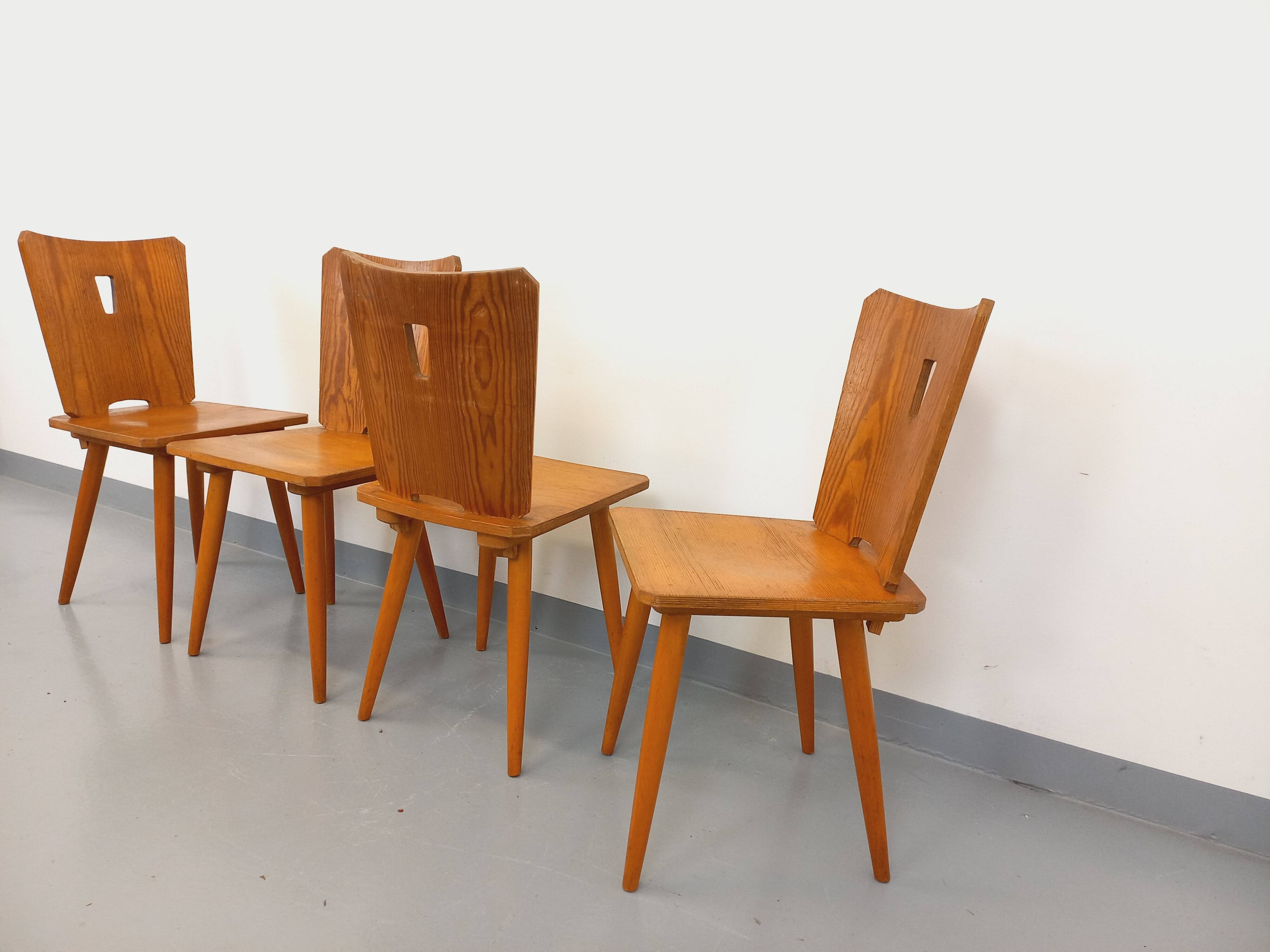Set of 4 vintage brutalist wooden chairs from the 60s