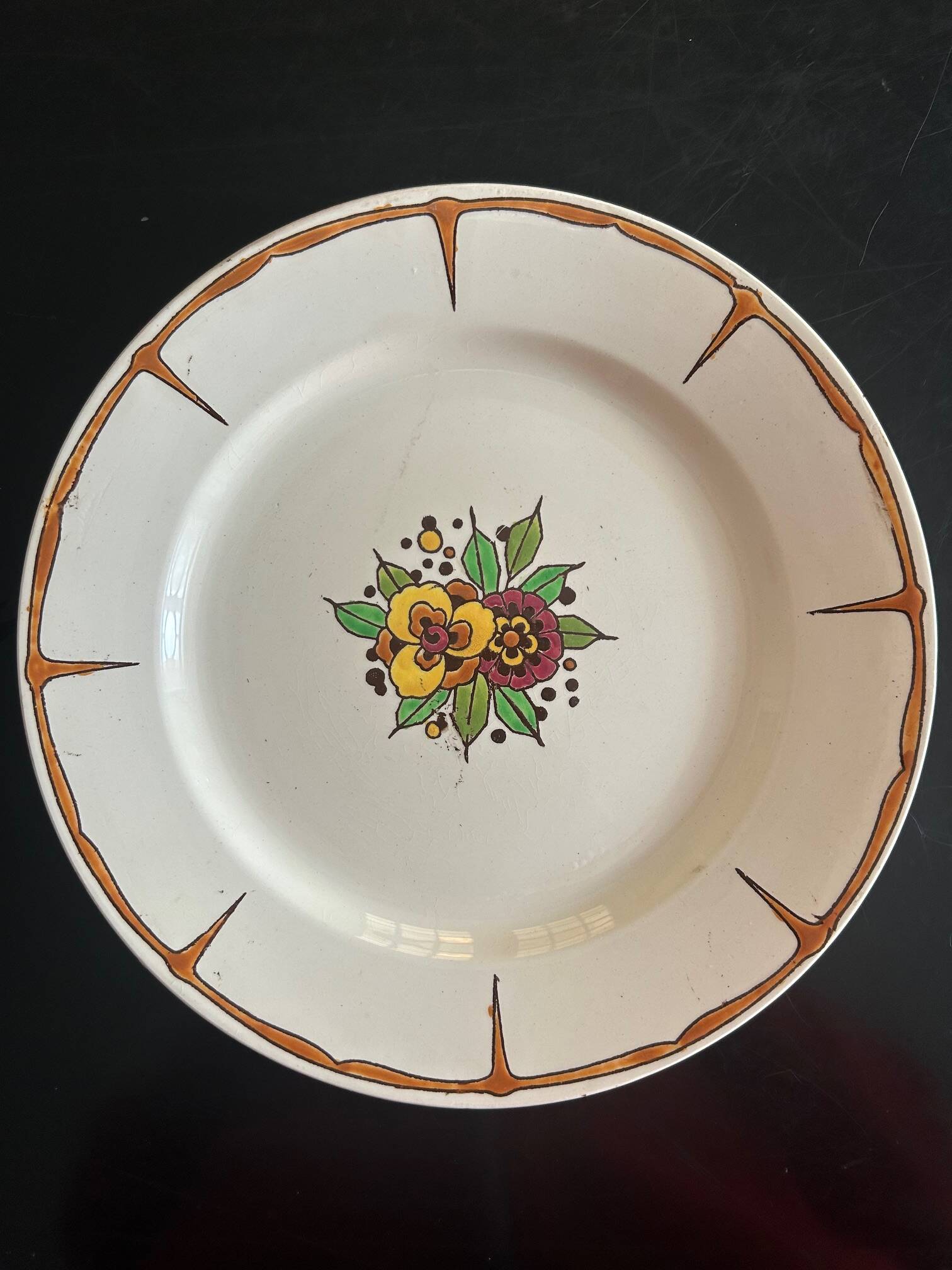 Set of art deco dishes boch fréres la louviére