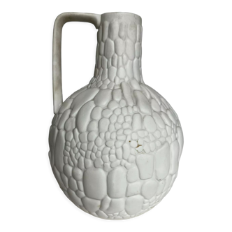 Kaiser pitcher in porcelain biscuit