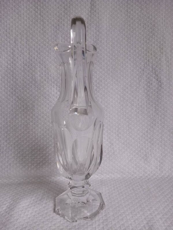 Aiguière en cristal taillé de la maison Saint Louis, modèle Chambord