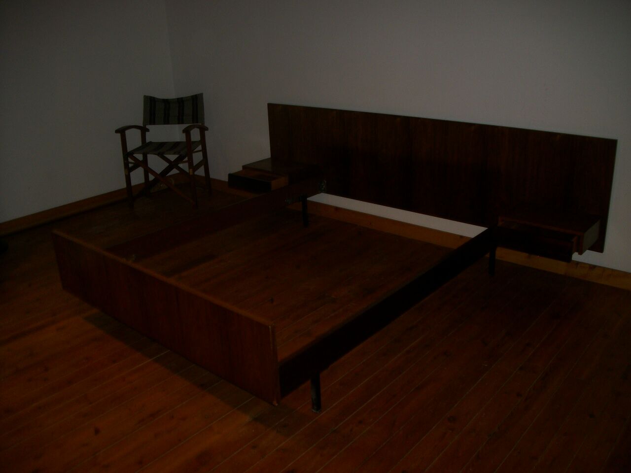Scandinavian bed