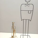 Ensemble d'ustensiles de cheminée en laiton, fer et verre épais, attribué à Fontana Arte