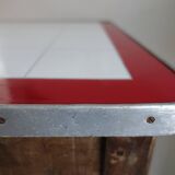 Farm table
