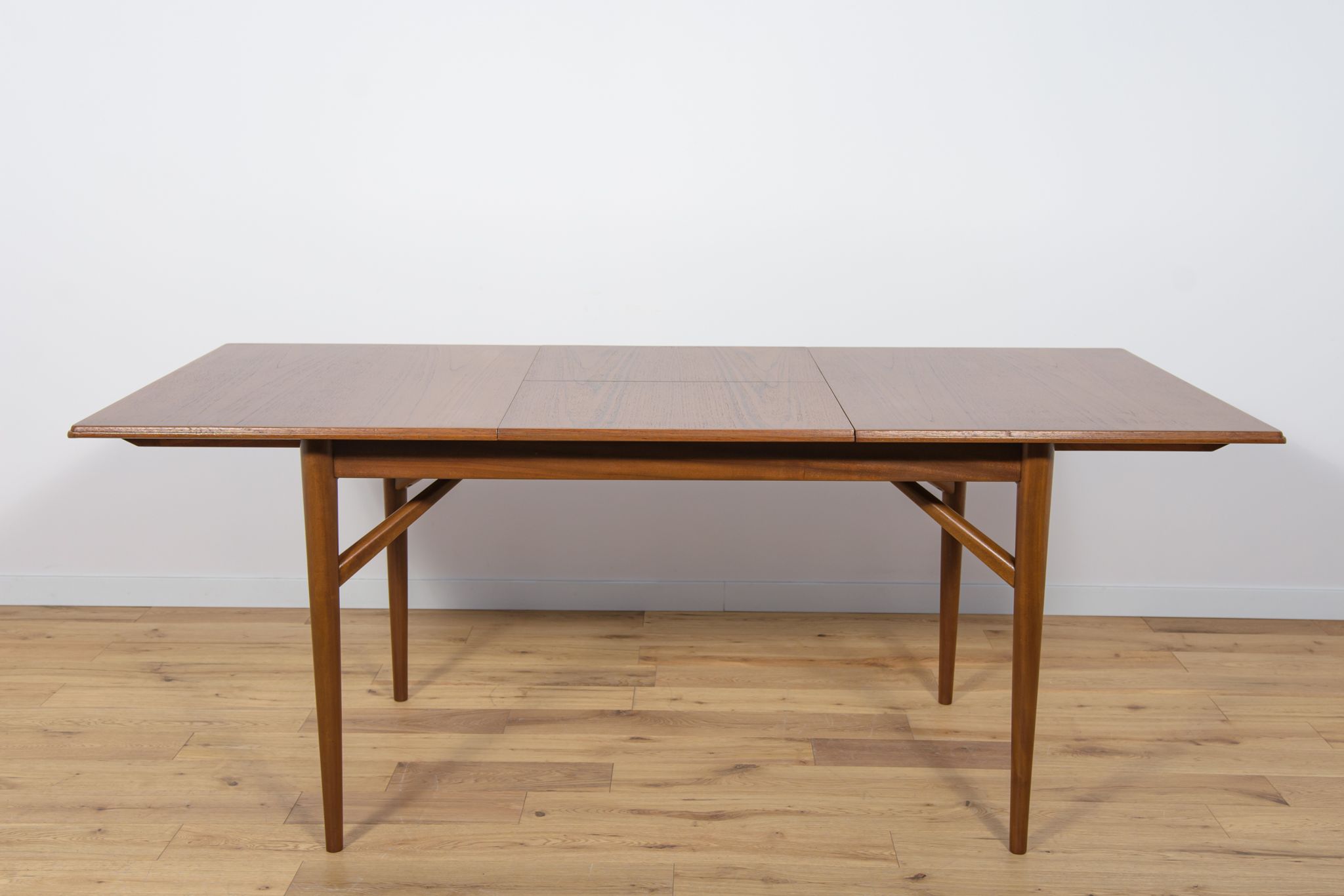 Table à manger en teck extensible du milieu du siècle Everest, années 1960
