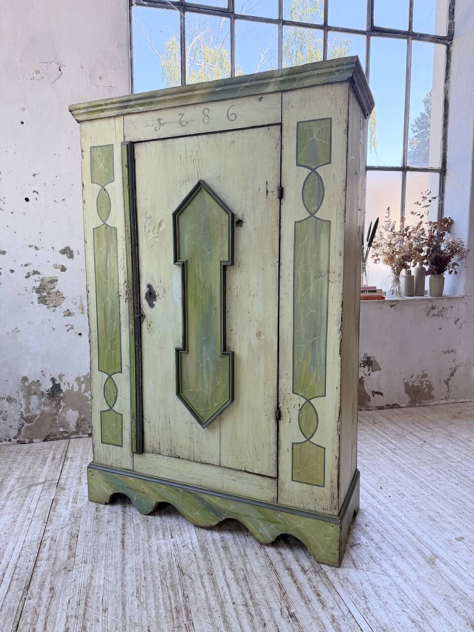 Armoire polychrome alsacienne 1800