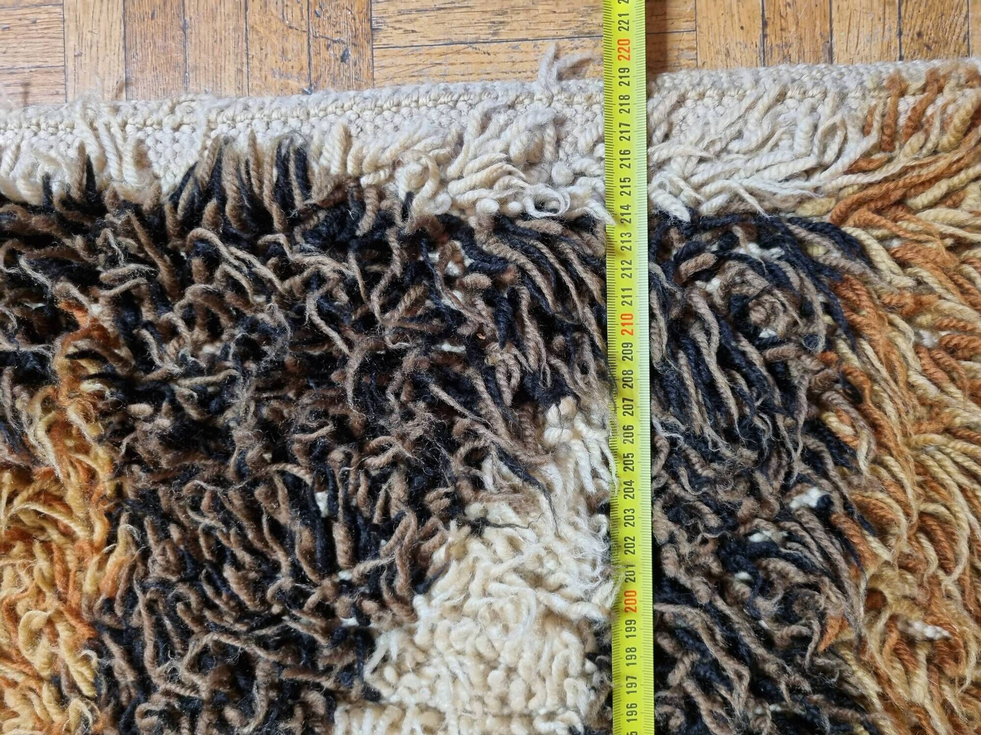 Vintage carpet with abstract patterns 219 cm x 169 cm