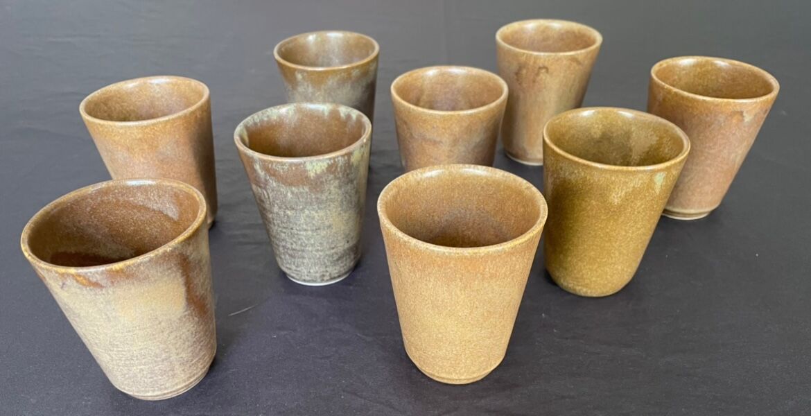 Digoin sandstone cups
