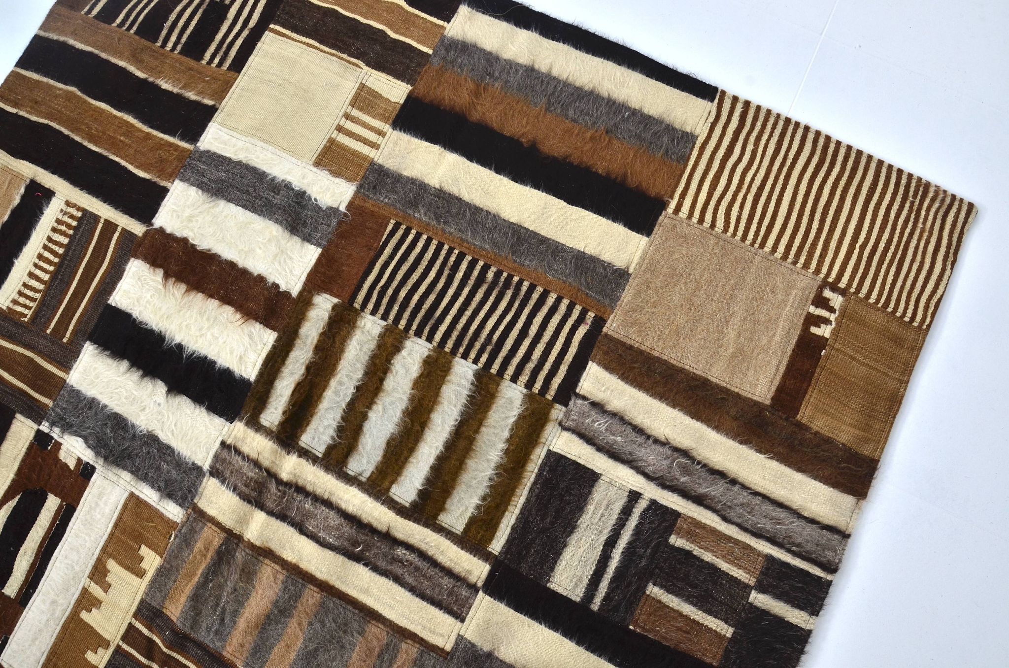 Tapis kurde vintage fait main sku 3049