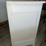 Buffet en sapin peint crème