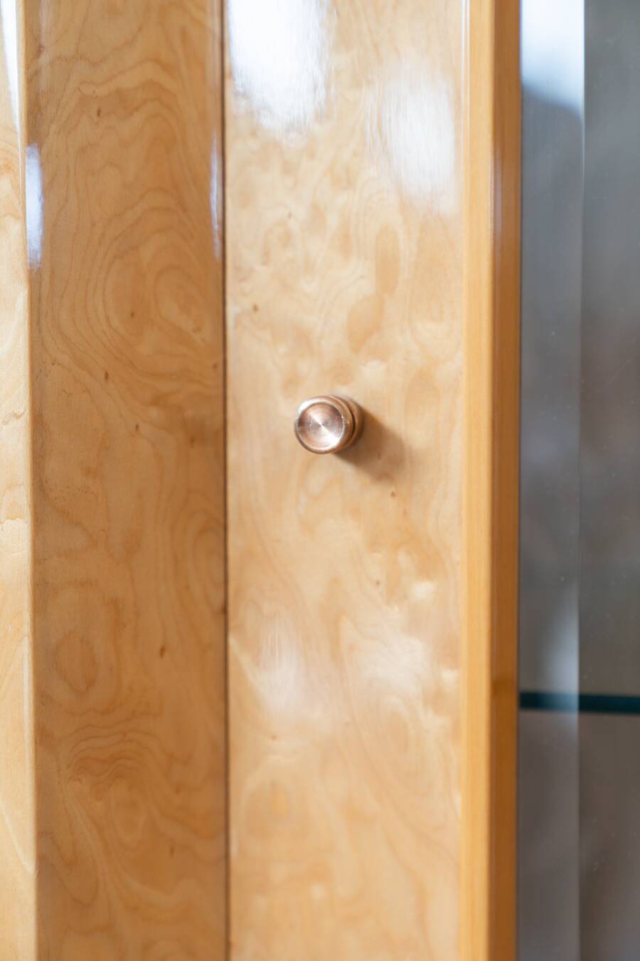 Aparador con vitrina, 1980/1990