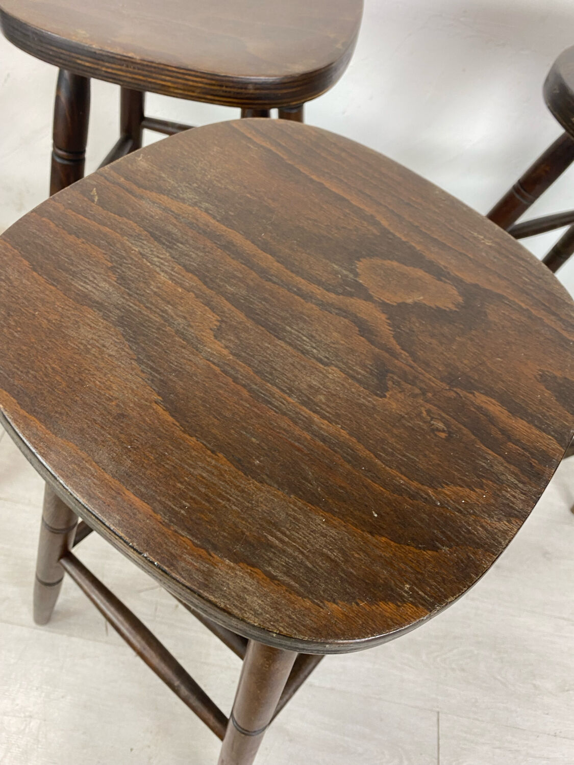 Bar stool