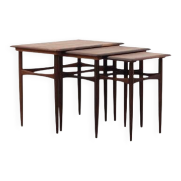 Ensemble de trois tables en palissandre, design danois, années 1960, production : Danemark