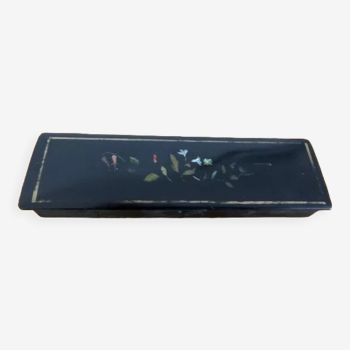 Pen tray in black lacquered wood painted floral decoration