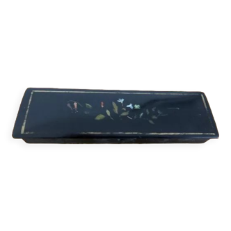 Pen tray in black lacquered wood painted floral decoration