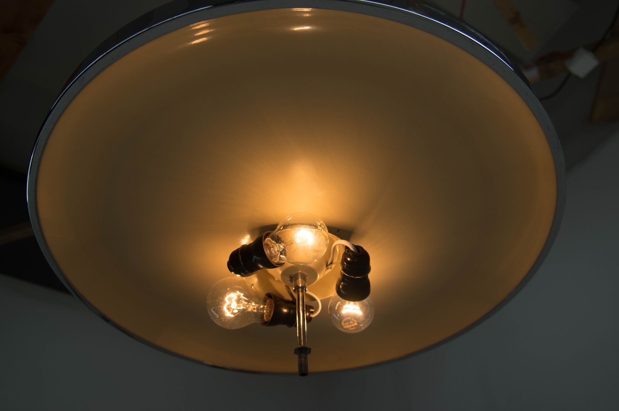 Bauhaus chandelier in perfect condition, 1930s