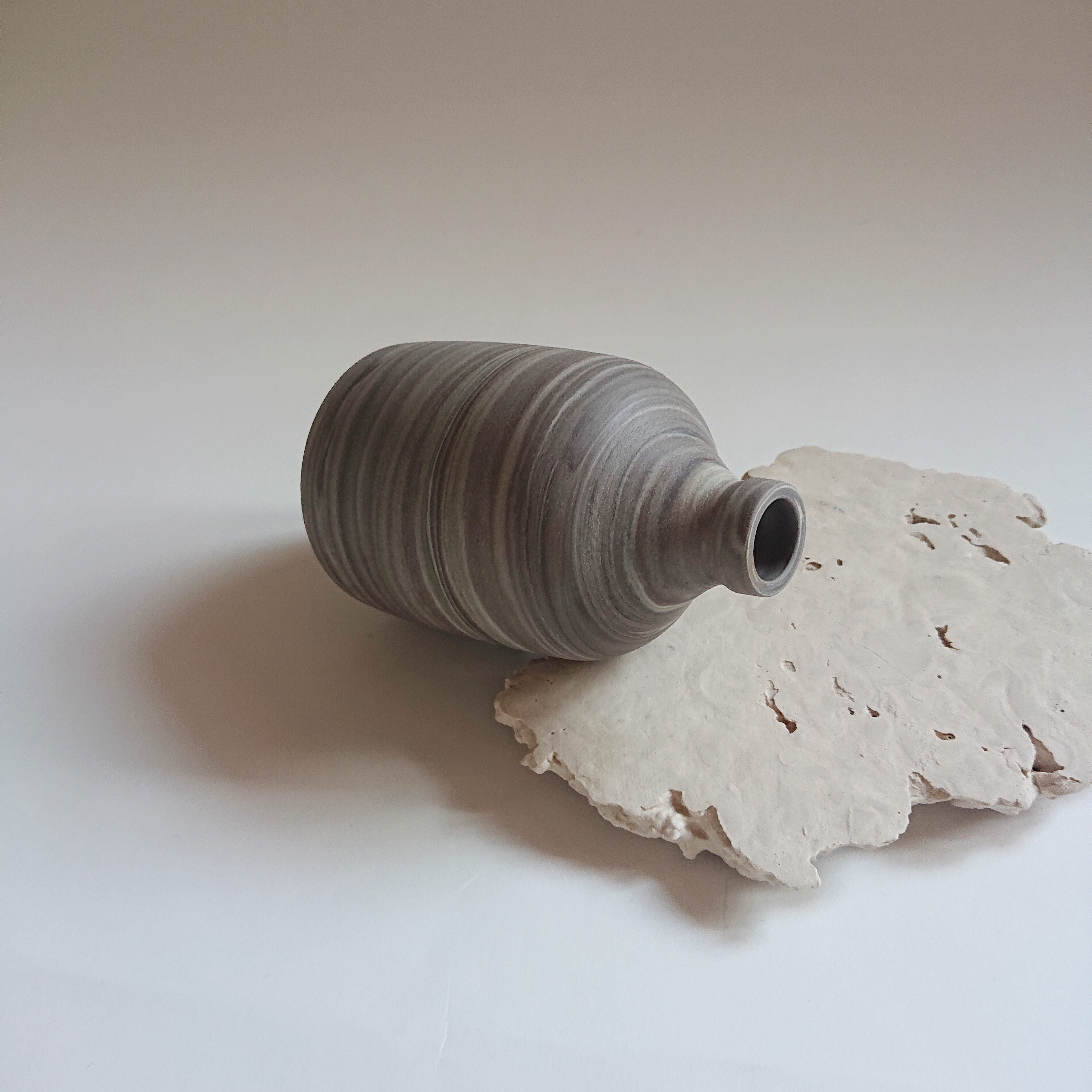 Vase earth