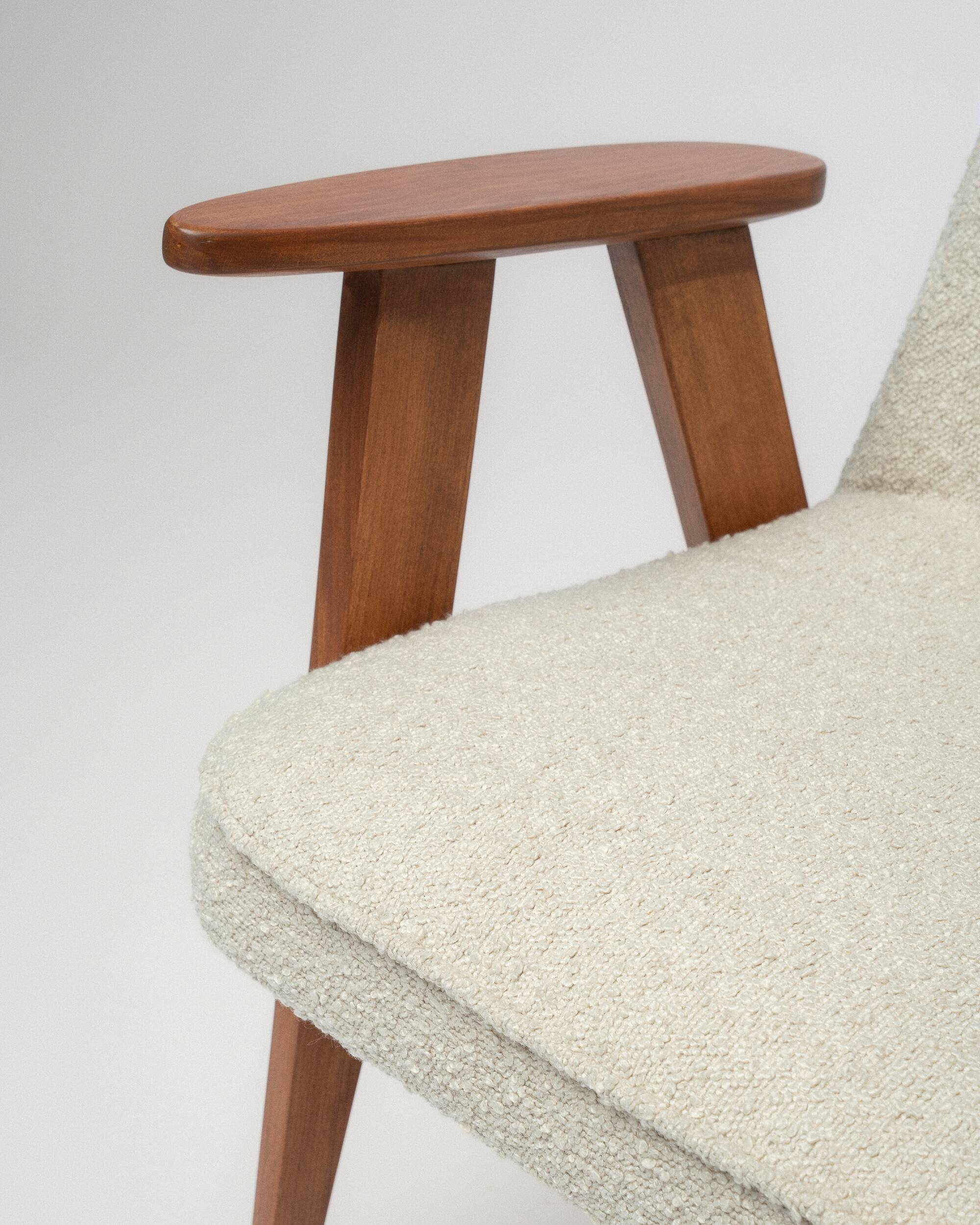 Fauteuils Chierowski 366 vintage restaurés, style moderne du milieu du siècle, lot de 2