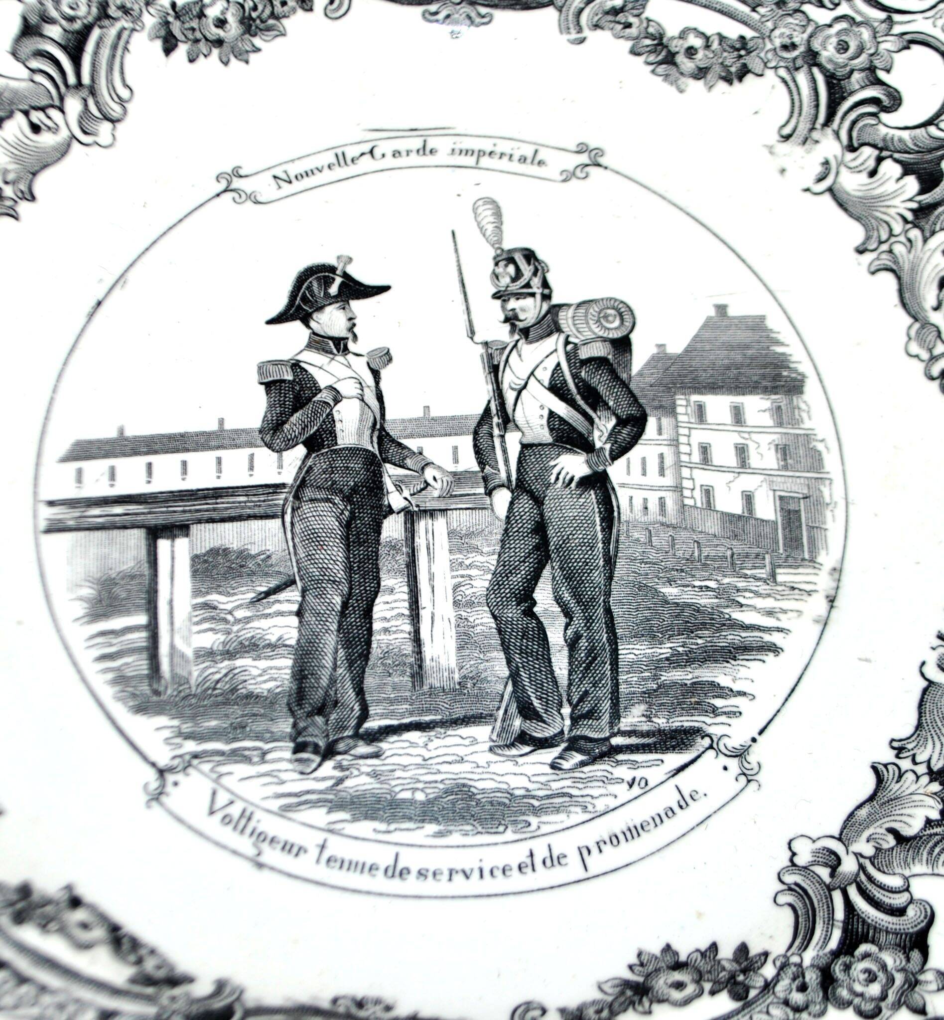Sarreguemines U&C illustrated talking plate "Napoleon" 19th century.