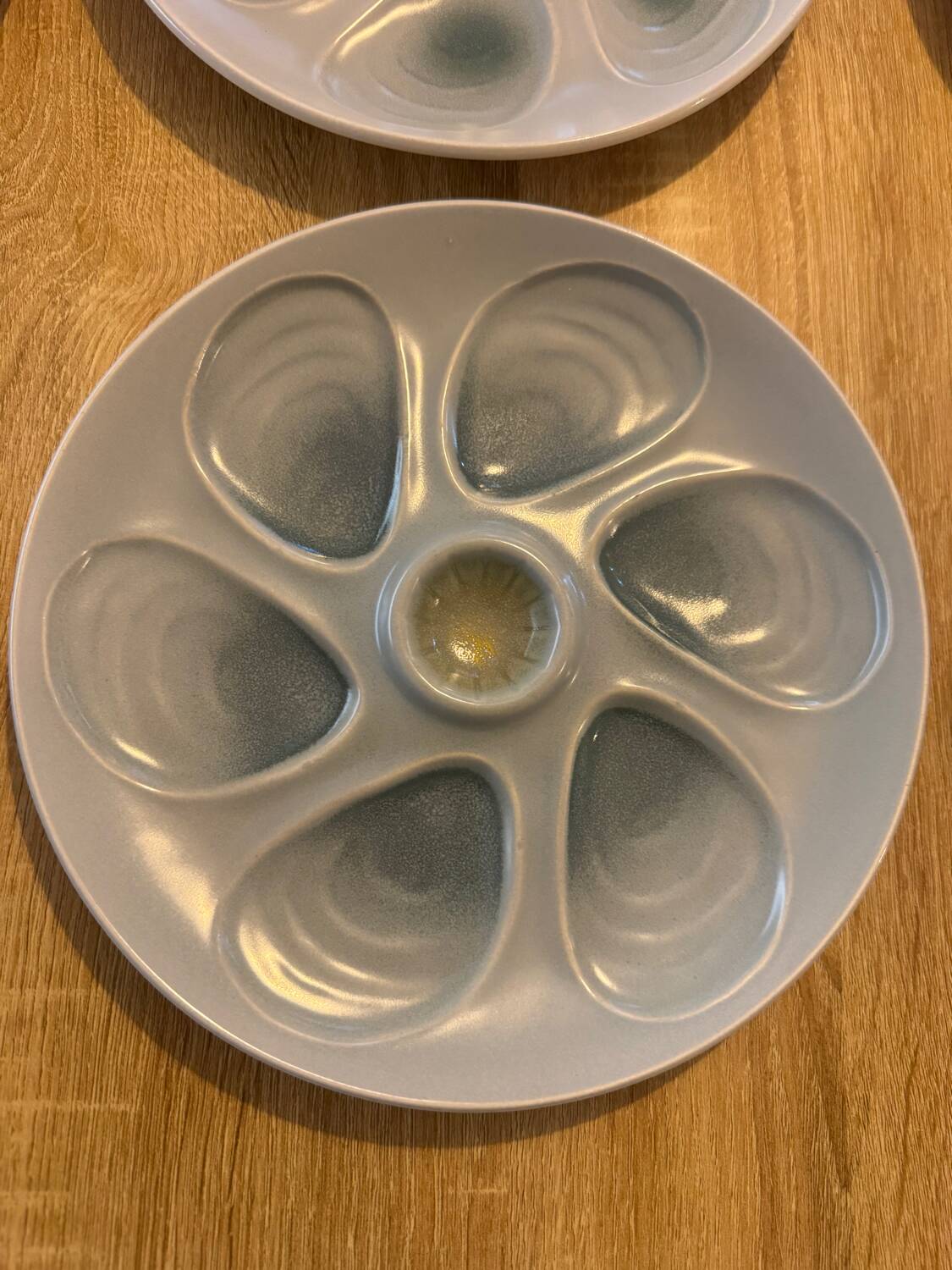 9 vintage oyster plates Salins France in ceramic