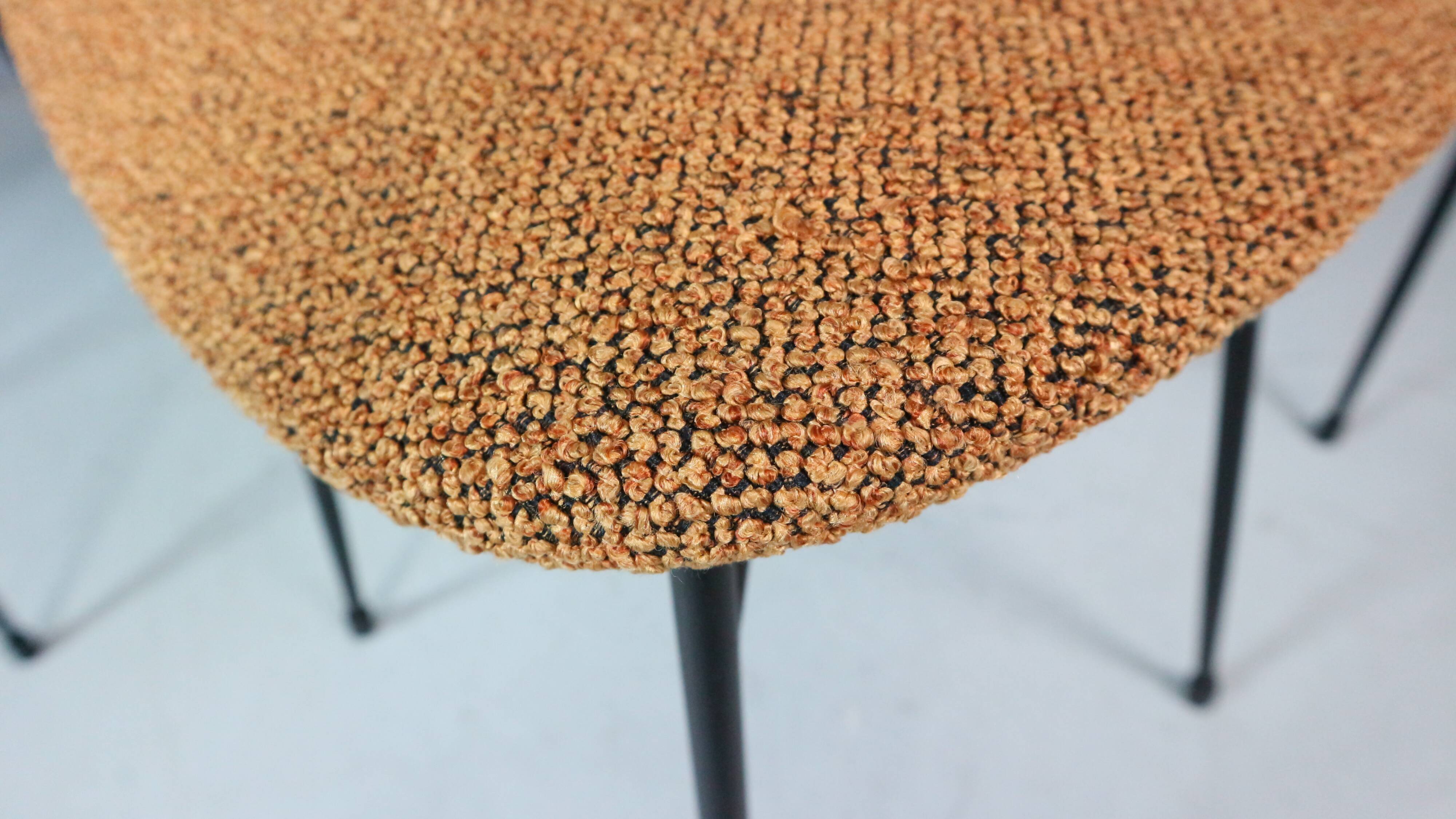 Set of 4 Italian dining chairs newly upholstered 1950s