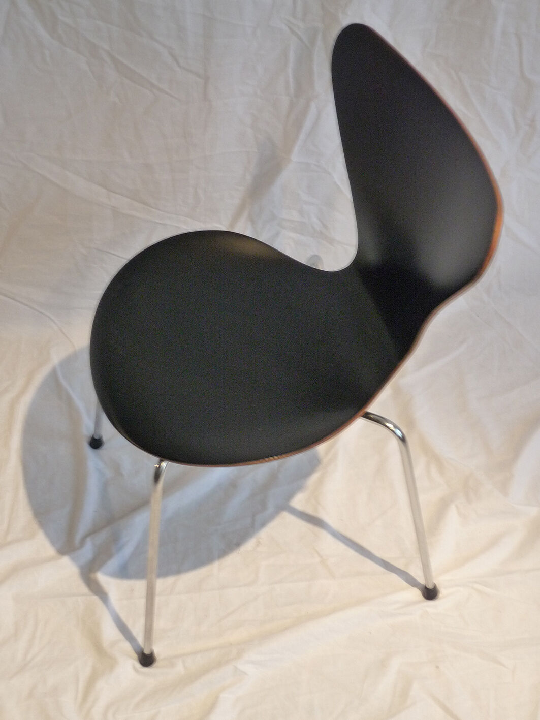 Chair model 3107 by Arne Jacobsen