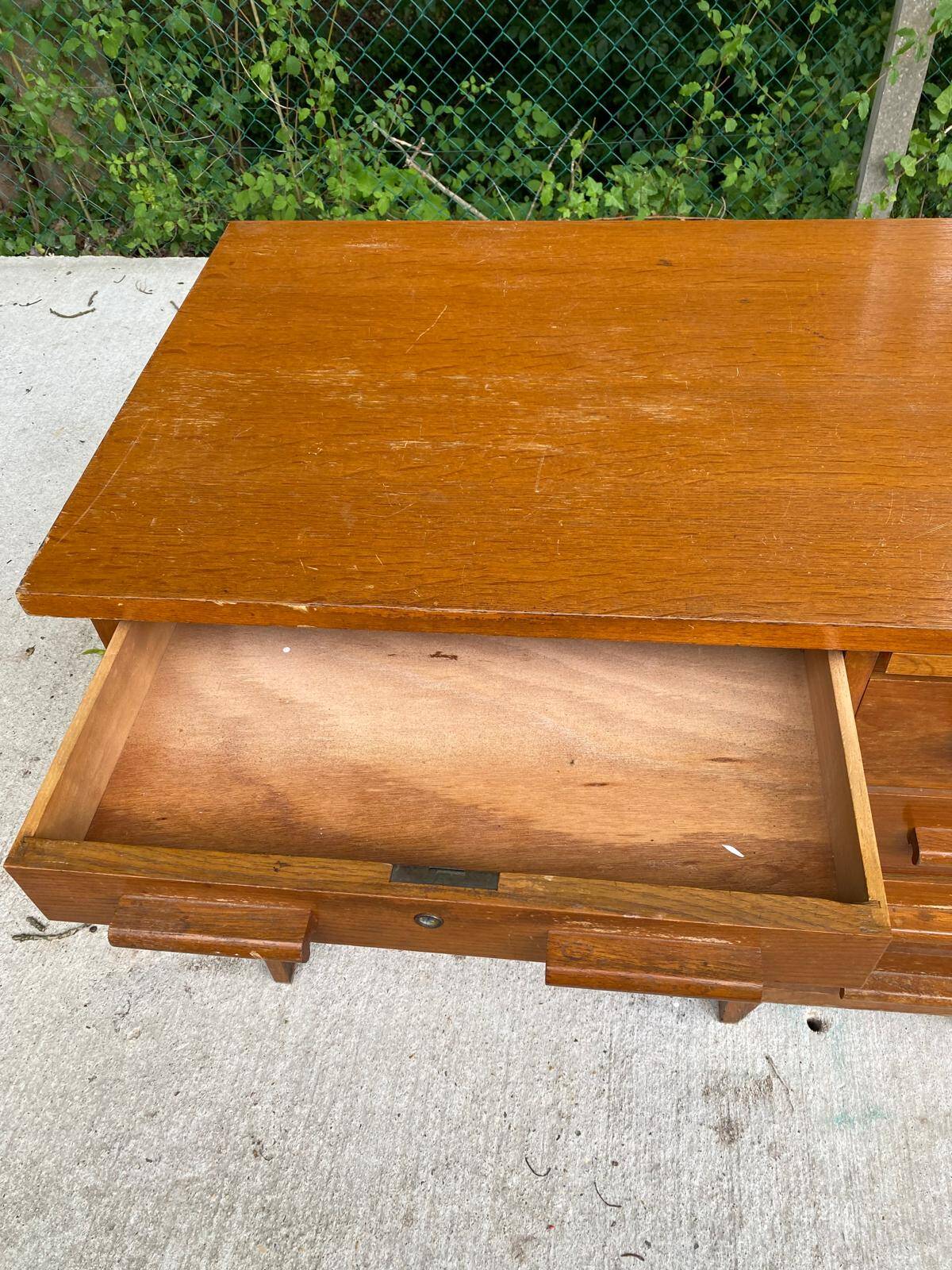 American desk in solid oak wood with 5 drawers