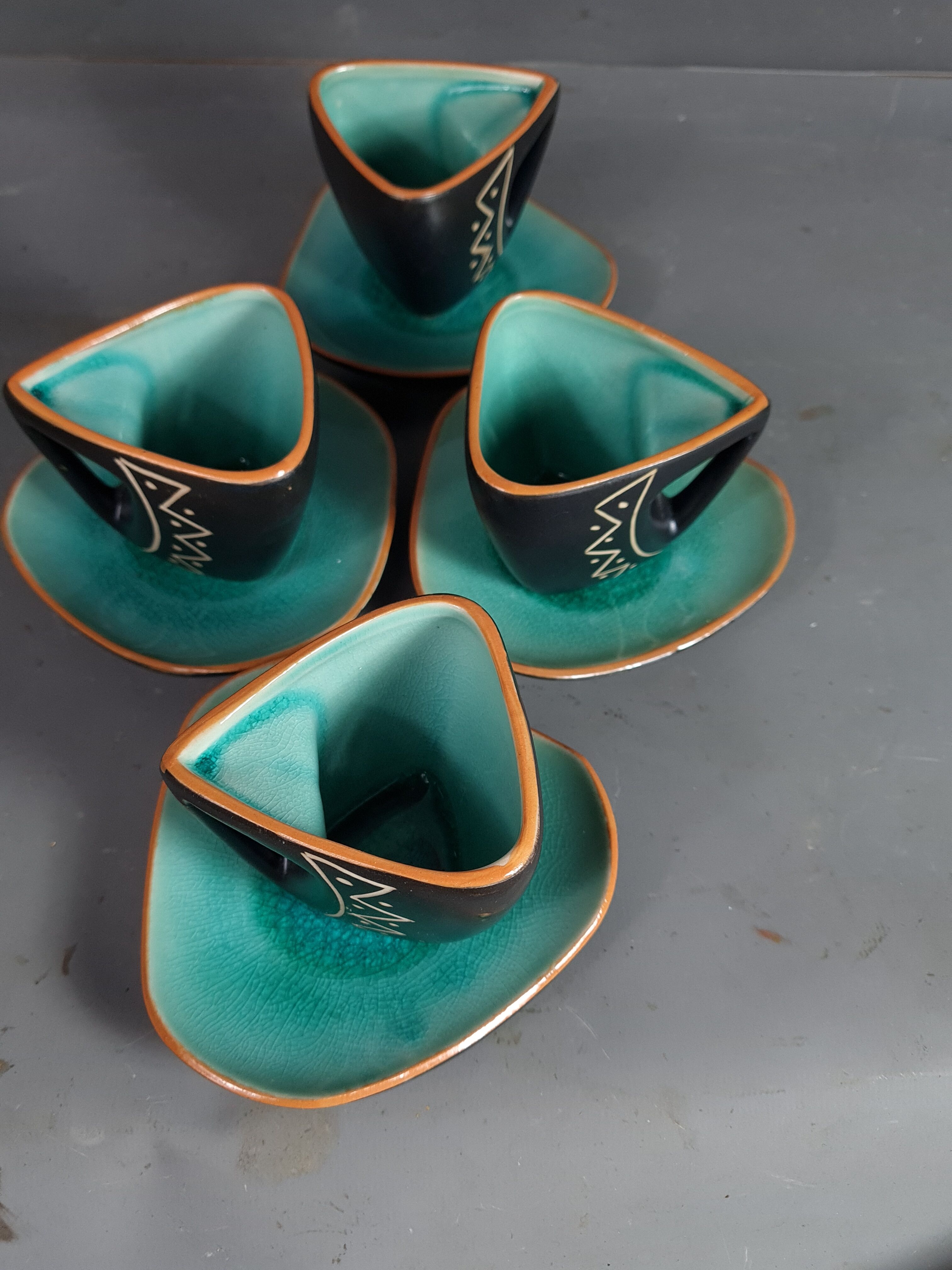 4-cup coffee set and 1980s pourer.