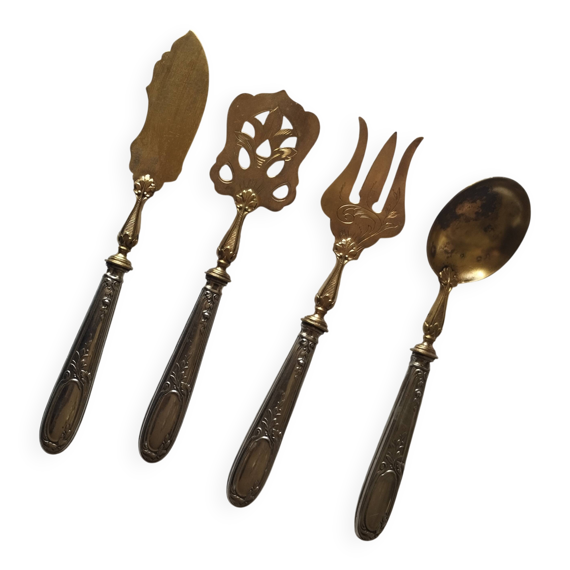 Antique service for sweets or hors d'oeuvres