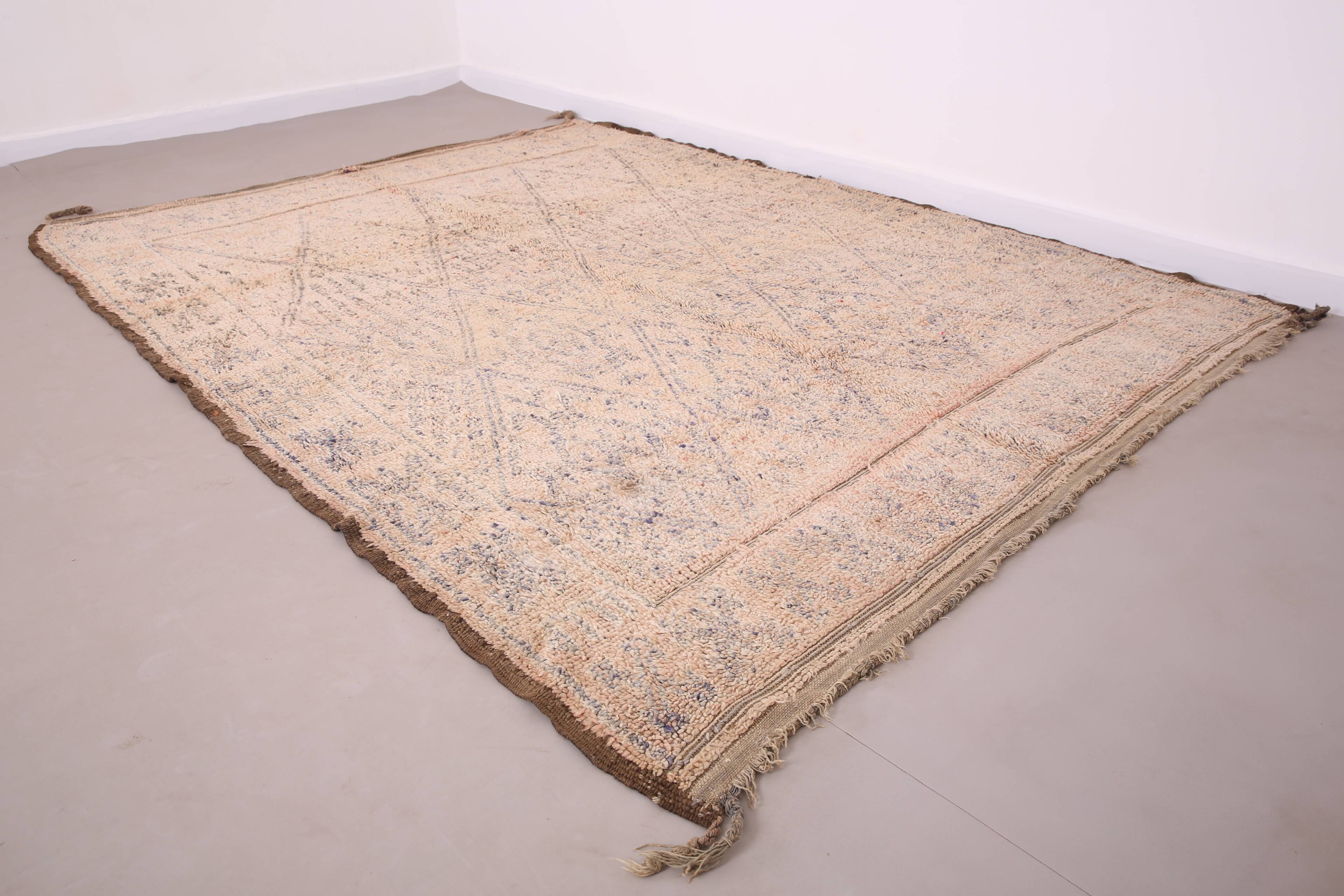 Vintage Handmade Berber Rug 226 CM X 291 CM