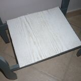 Table d’appoint bleue-grise à 2 plateaux