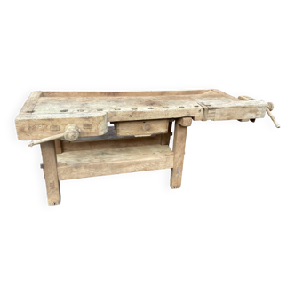 Industrial table carpenter's workbench in raw natural wood vintage bohemian