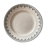 Old round plate in earthenware Moulin des Loups and Hamage, Georgette model