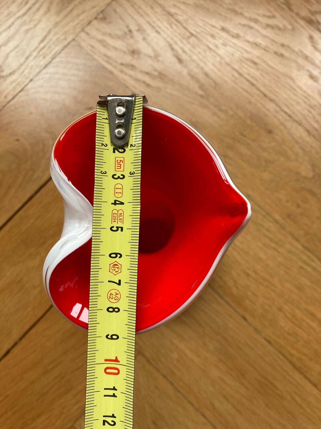 Opaline vase green white red anthurium