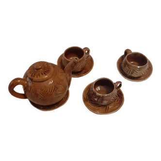 Vintage mini cups and mini teapot set