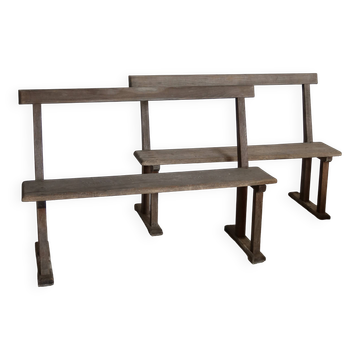 Paire de bancs d’église anciens en bois – bancs rustiques de chapelle