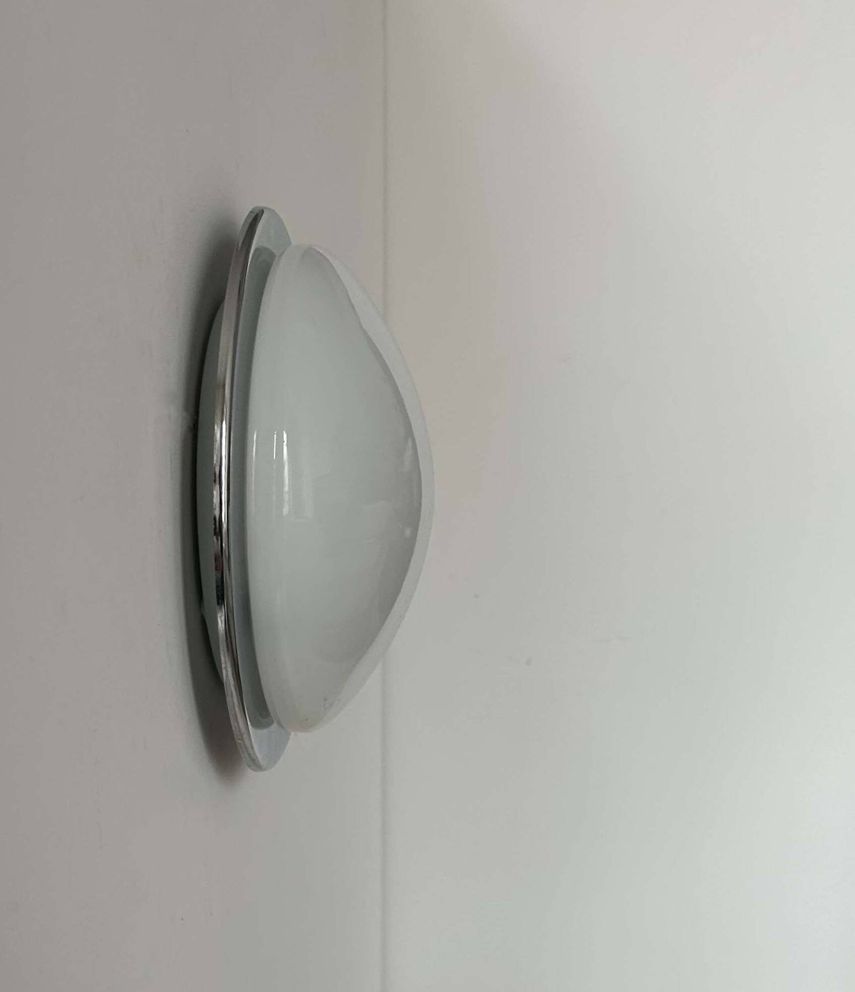 Vintage wall light, chrome and opaline, France 1960