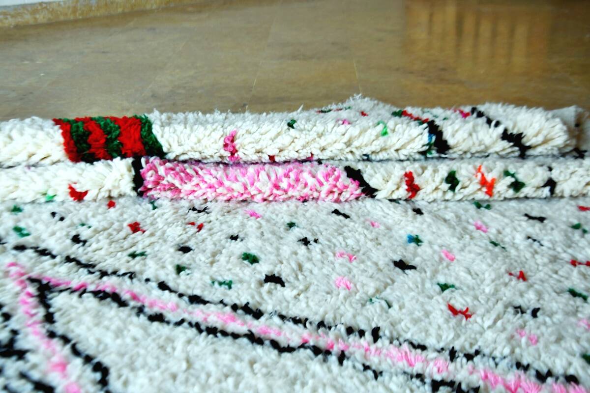 Azilal Moroccan Berber rug 300 x 180 cm New