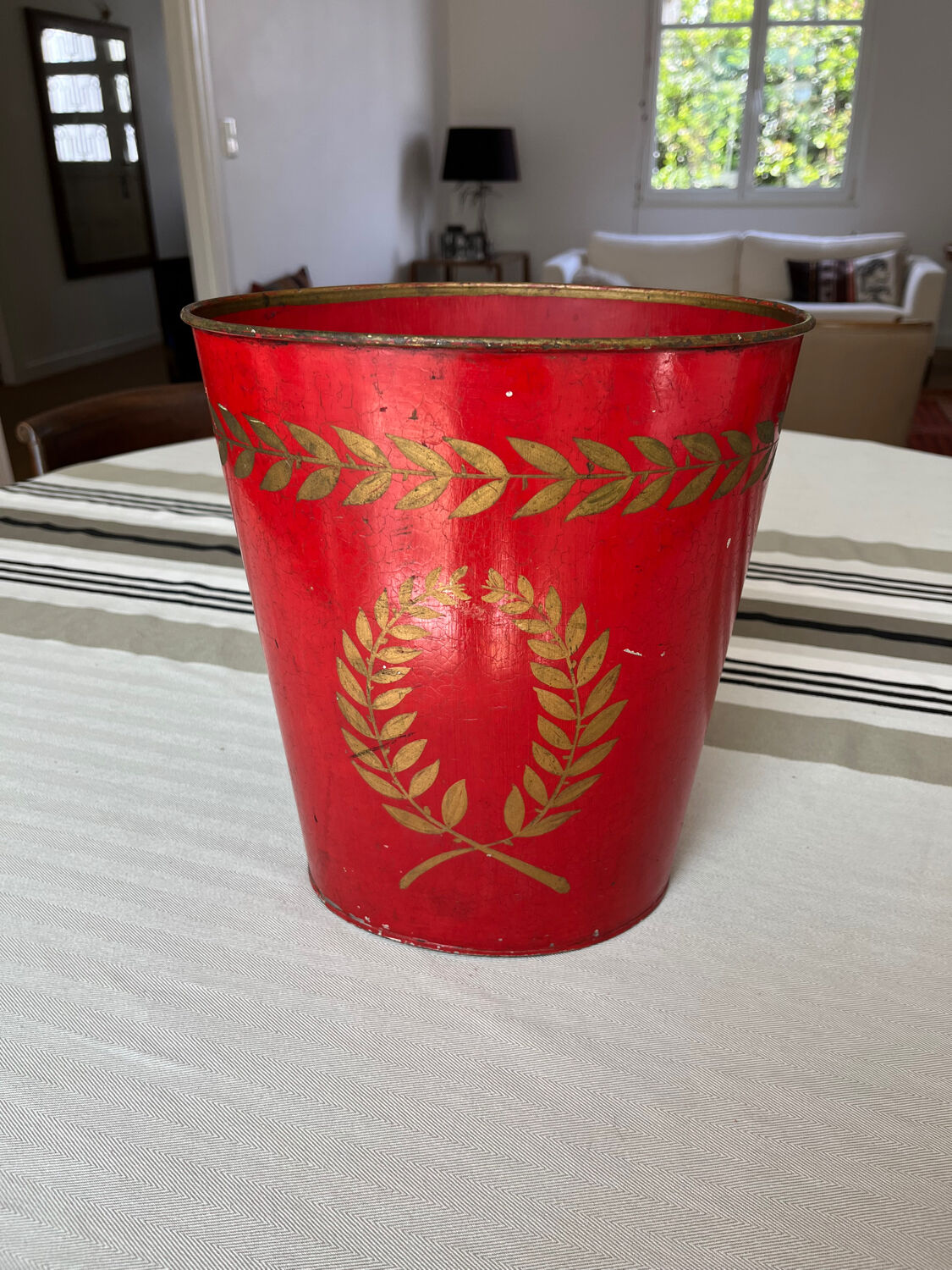 Empire era painted sheet metal wasteland