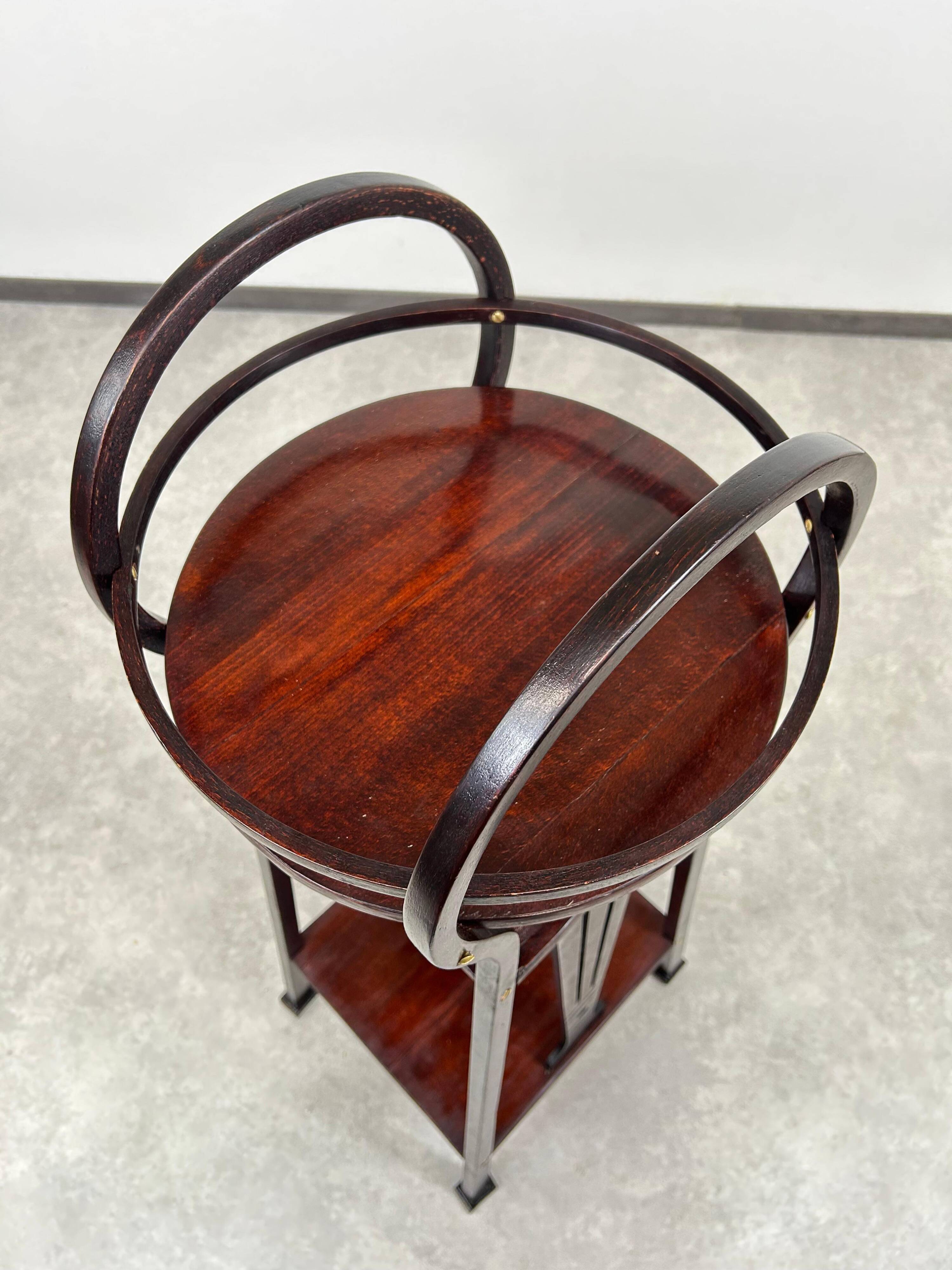 Plant stand Secession no.9532 by architect Marcel Kammerer for Thonet