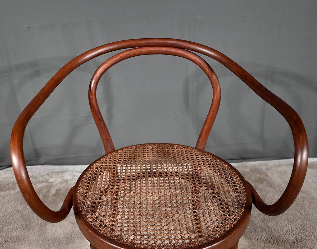 Bentwood Armchair by Jacob & Josef Kohn – 1900