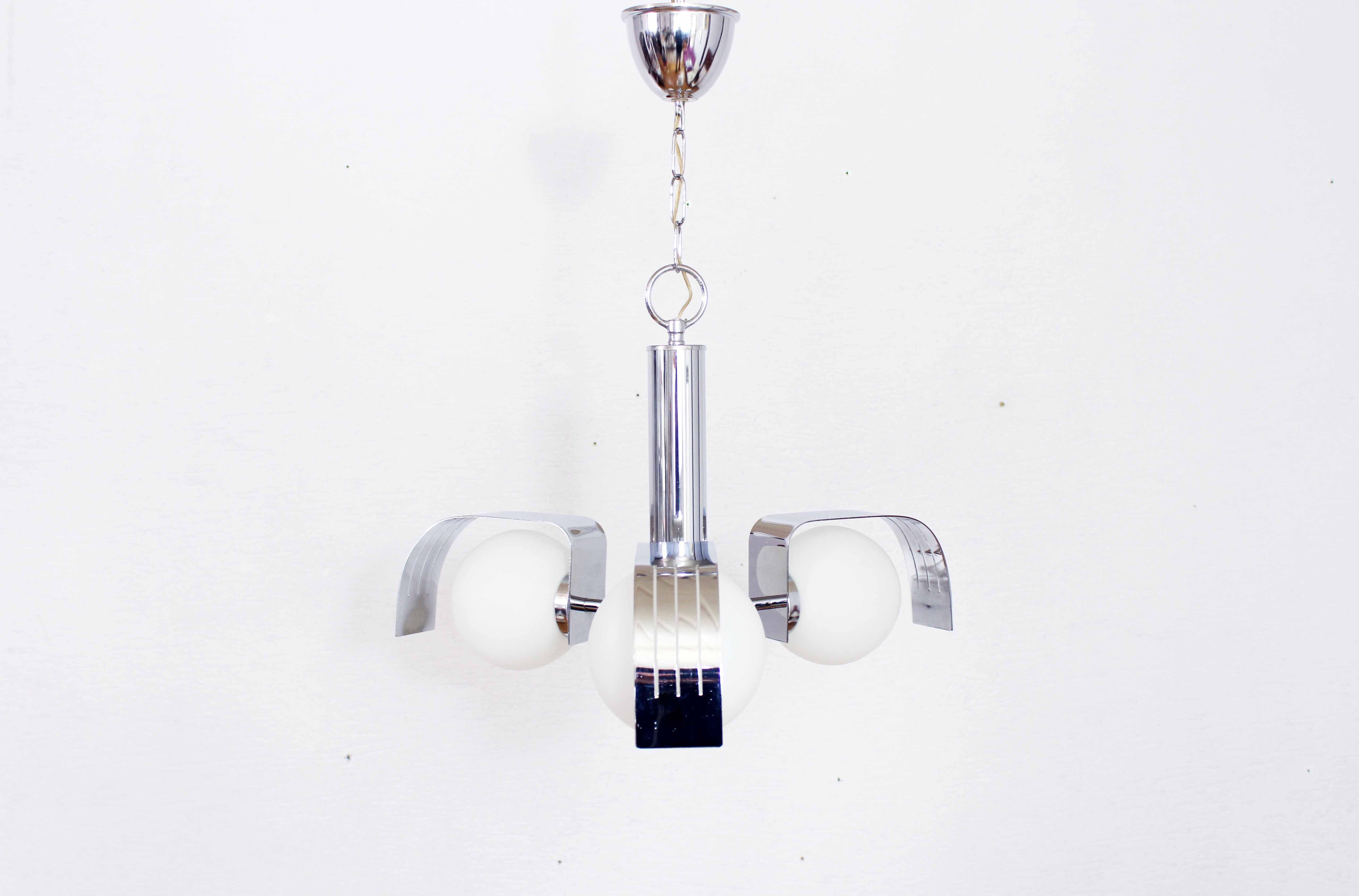 3-opaline sputnik and chrome metal hanging lamp 1970