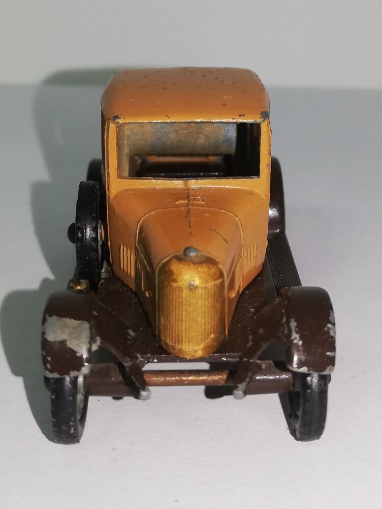 Matchbox Morris Cowley "Bullnose" number 8