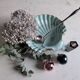 Shell-shaped porcelain dishes.