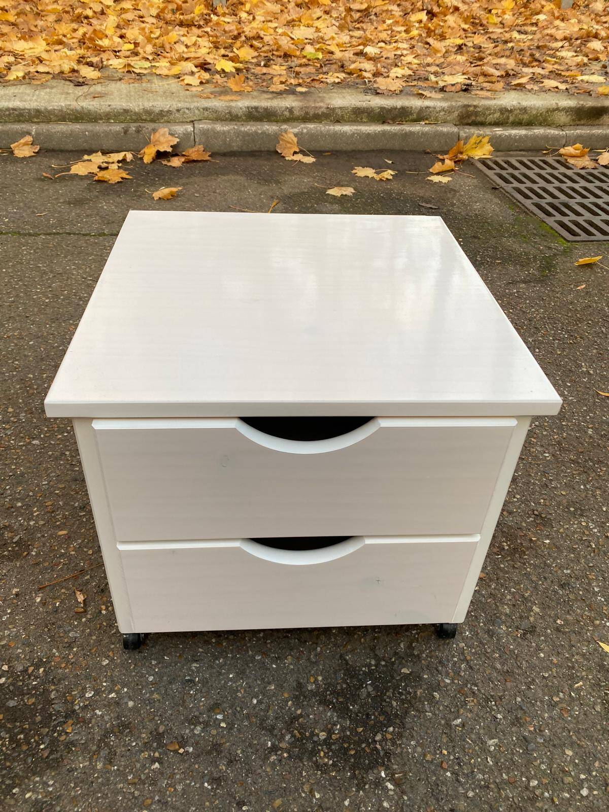 Scandinavian bedside table in solid beige wood with 2 drawers